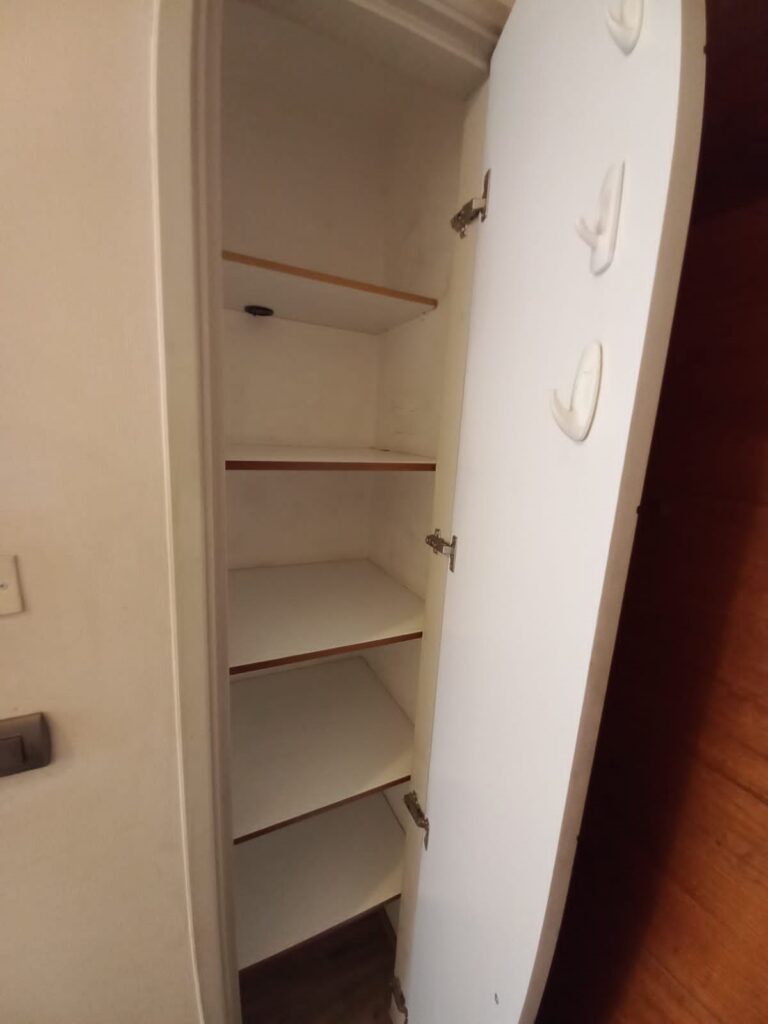 Closet carmen d605